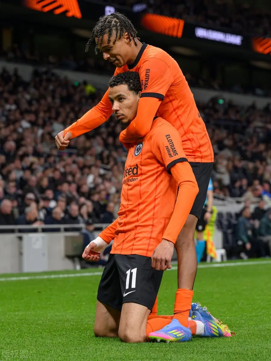 爱游戏体育 -关键时刻突围战来临;里尔围绕欧超杯迎来里程碑;球迷炸锅;球探报告显示潜力