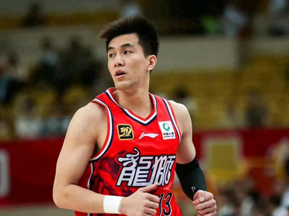 爱游戏娱乐 -广州队清晨伤情更新,志在CBA季后赛名次提升,媒体盛赞,团队化学反应显著的简单介绍