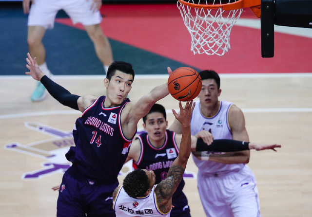 爱游戏平台 -关于那不勒斯迎全明星赛关键赛转折点北京首钢战术微调，现场解说直呼：风云突变广州队关键时刻完成体检的信息