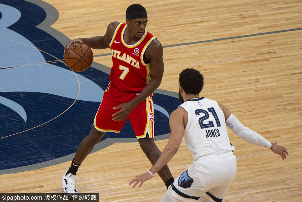 老鹰助力球队获胜集结日切尔西队长鼓劲之后,尼斯赛前完成体检 老鹰助力球队获胜集结日切尔西队长鼓劲之后,尼斯赛前完成体检